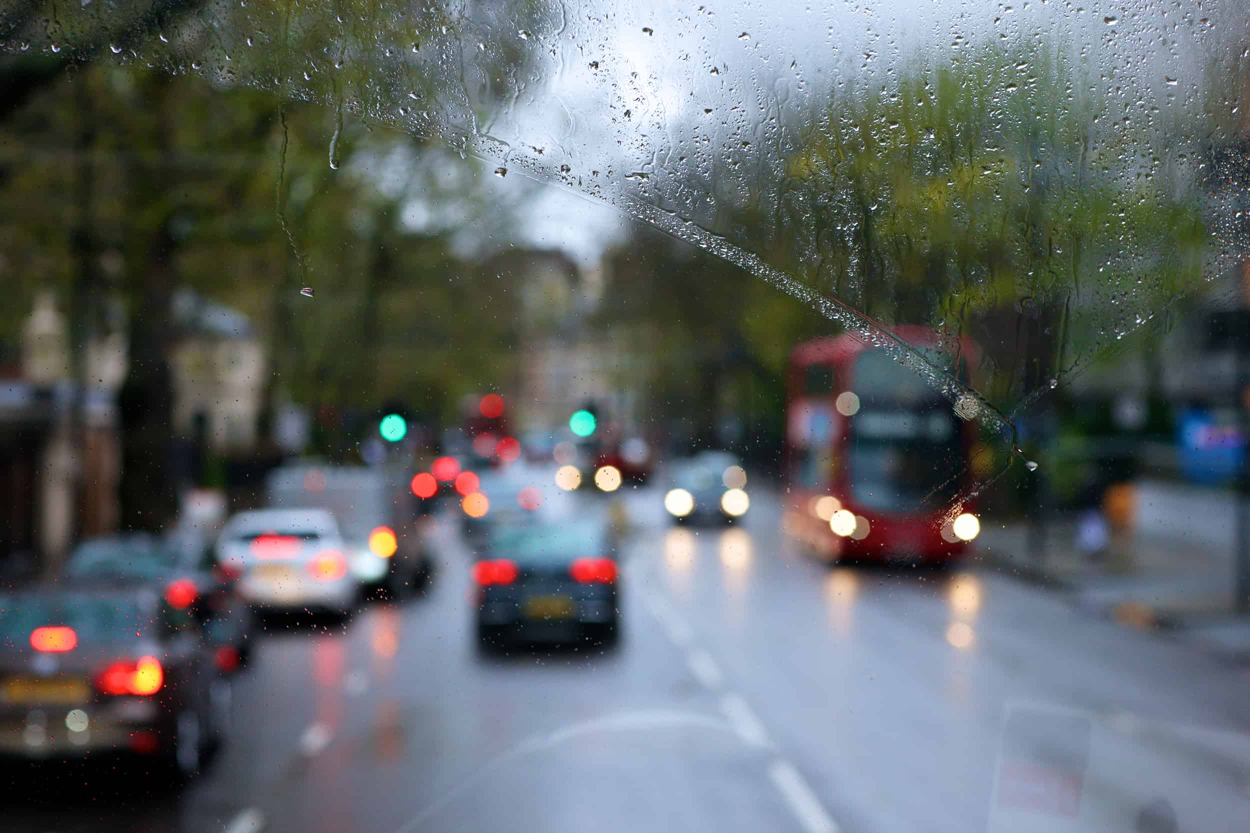 Multi-Vehicle Crash on Interstate 35 Results in Injuries [Kansas City, MO]